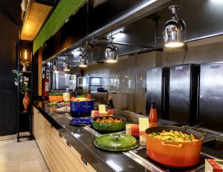 Sunrise Ana Restaurant